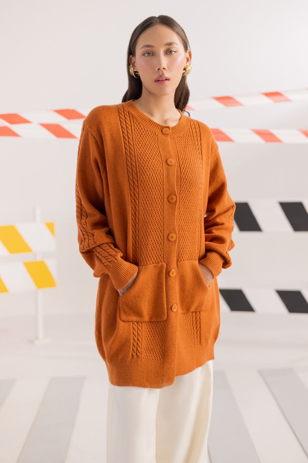 RUST-ROUND NECK FULL SLEEVES CARDIGAN W-POCKET SWEATER (24X-066-66)