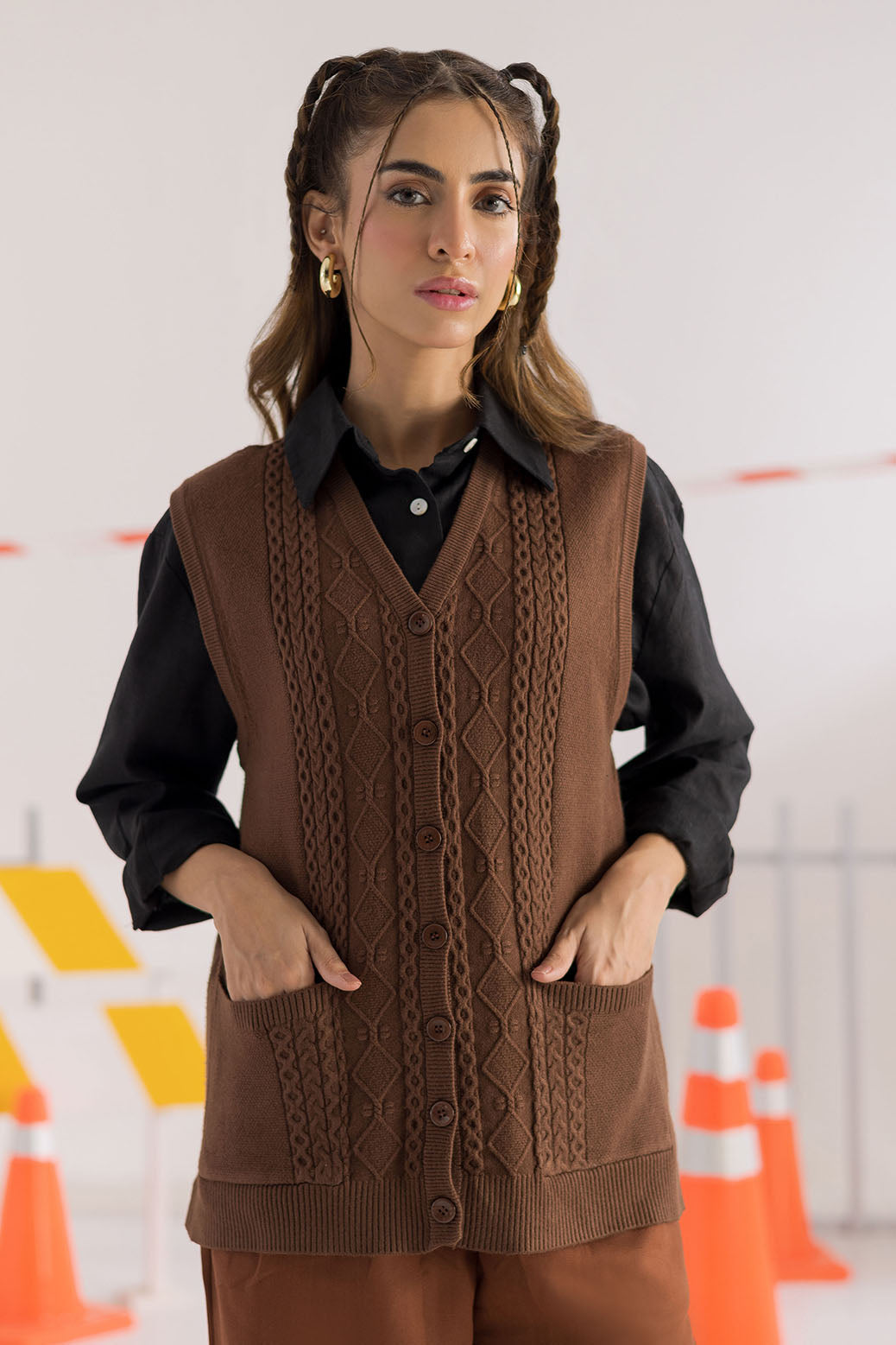 BROWN-SANDO V-NECK CARDIGAN SWEATER (24X-176-66)