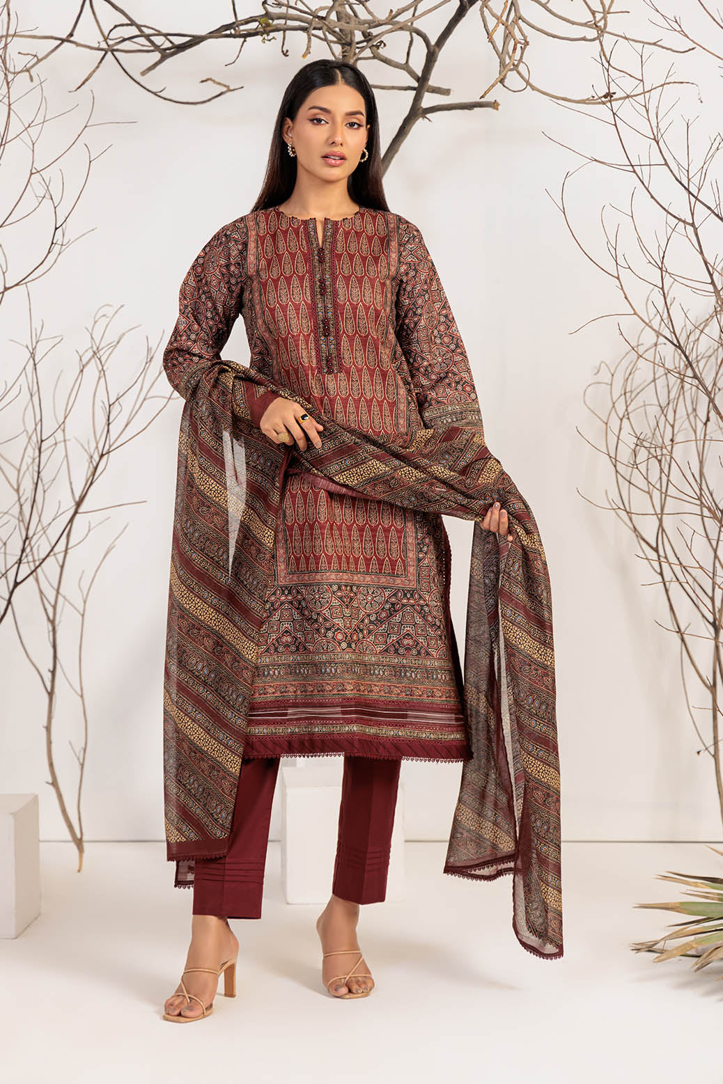 AJRAK KARI - 3 PC (2W24P3P033)