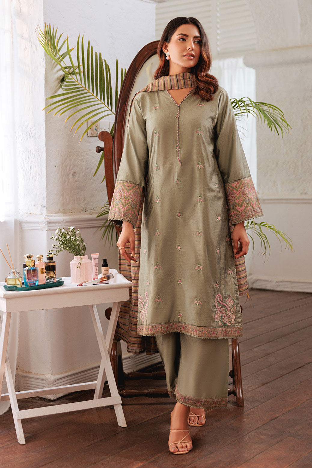 GREEN-RAW SILK-3 PIECE (6S24C3P189)