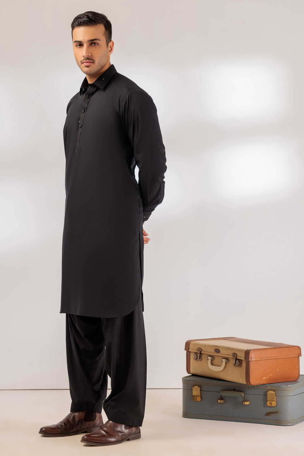 BLACK-BLENDED-SHALWAR SUIT - (GSSS24-022)