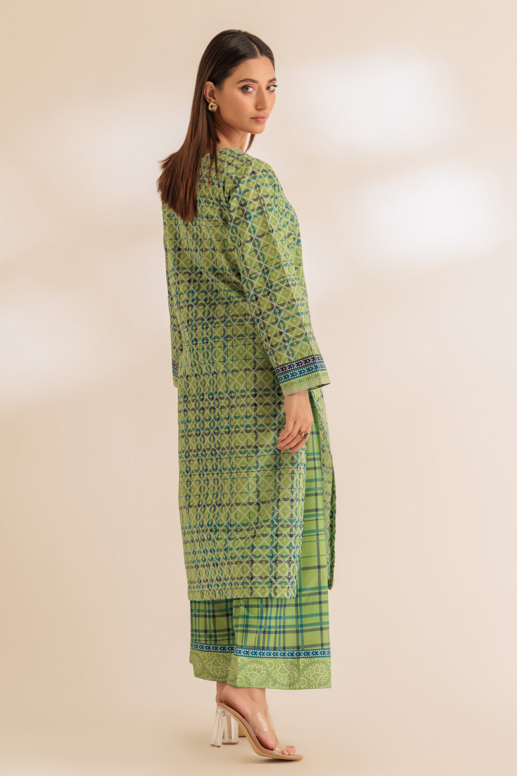 GREEN-LAWN-2 PIECE (SS5242P11)