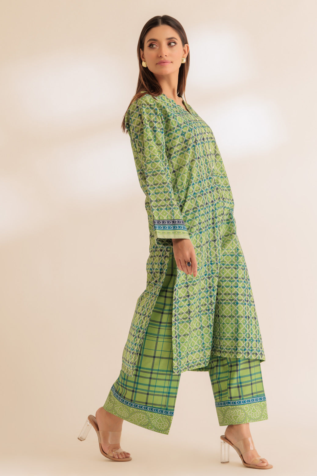 GREEN-LAWN-2 PIECE (SS5242P11)