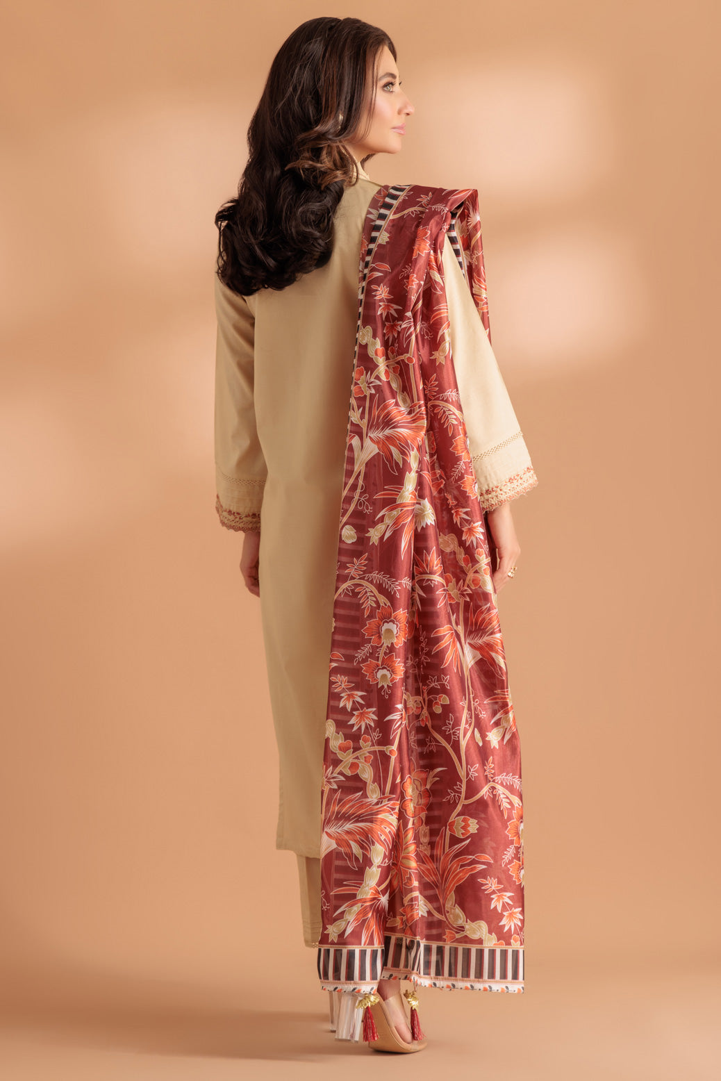 BEIGE-CAMBRIC-3 PIECE (SS5243P18)